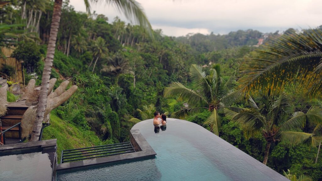 Explore the world with my dearest