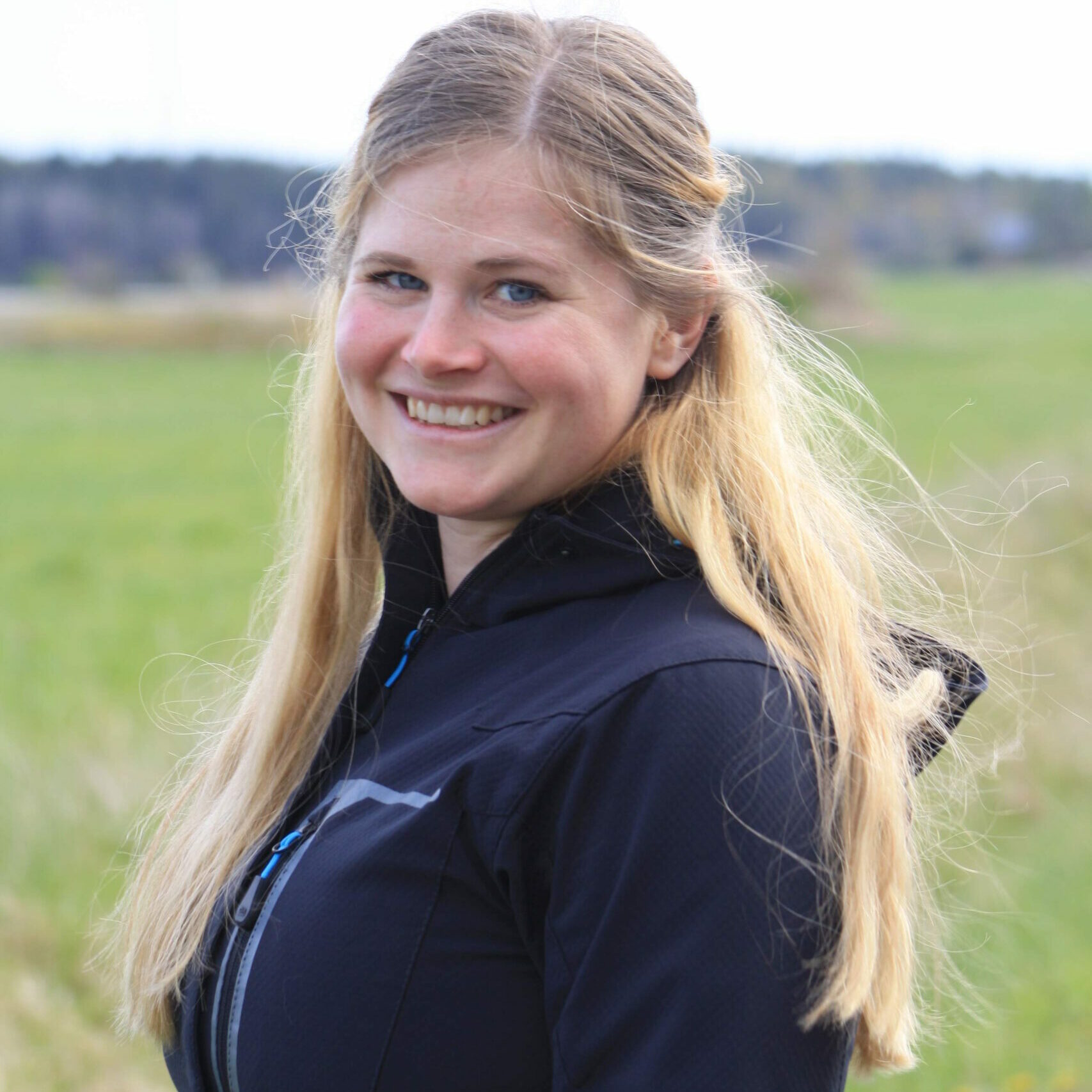 Isabel Azcarate Digital Entrepreneur About Me